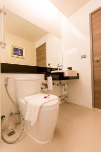 rung aroon hotel by le siri