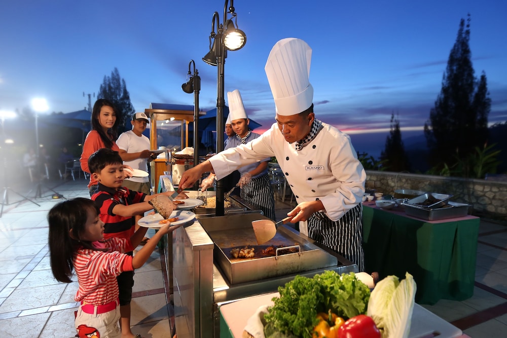 niagara hotel lake toba and resorts