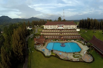 niagara hotel lake toba and resorts