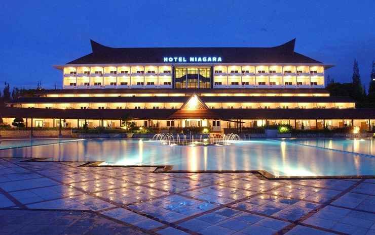 niagara hotel lake toba and resorts