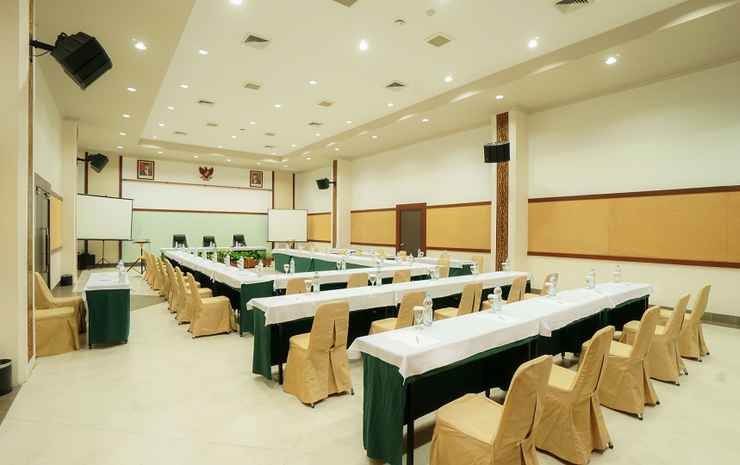 niagara hotel lake toba and resorts