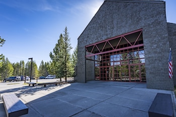 grant village inside the park