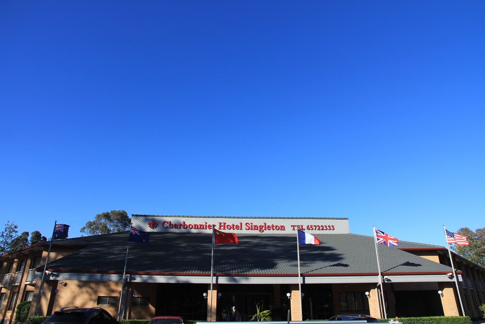 charbonnier motor inn