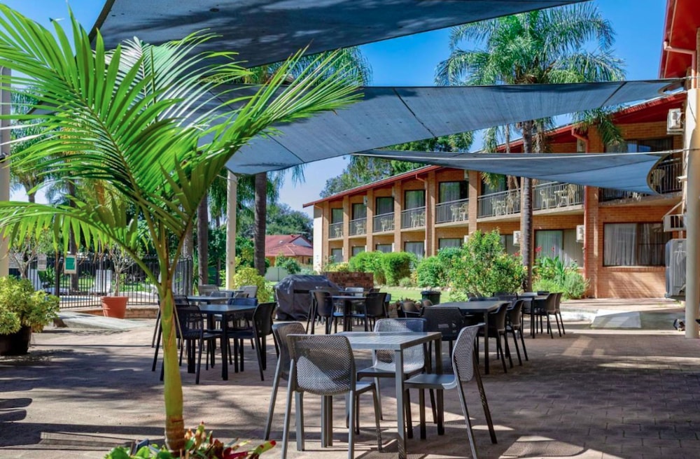 charbonnier motor inn