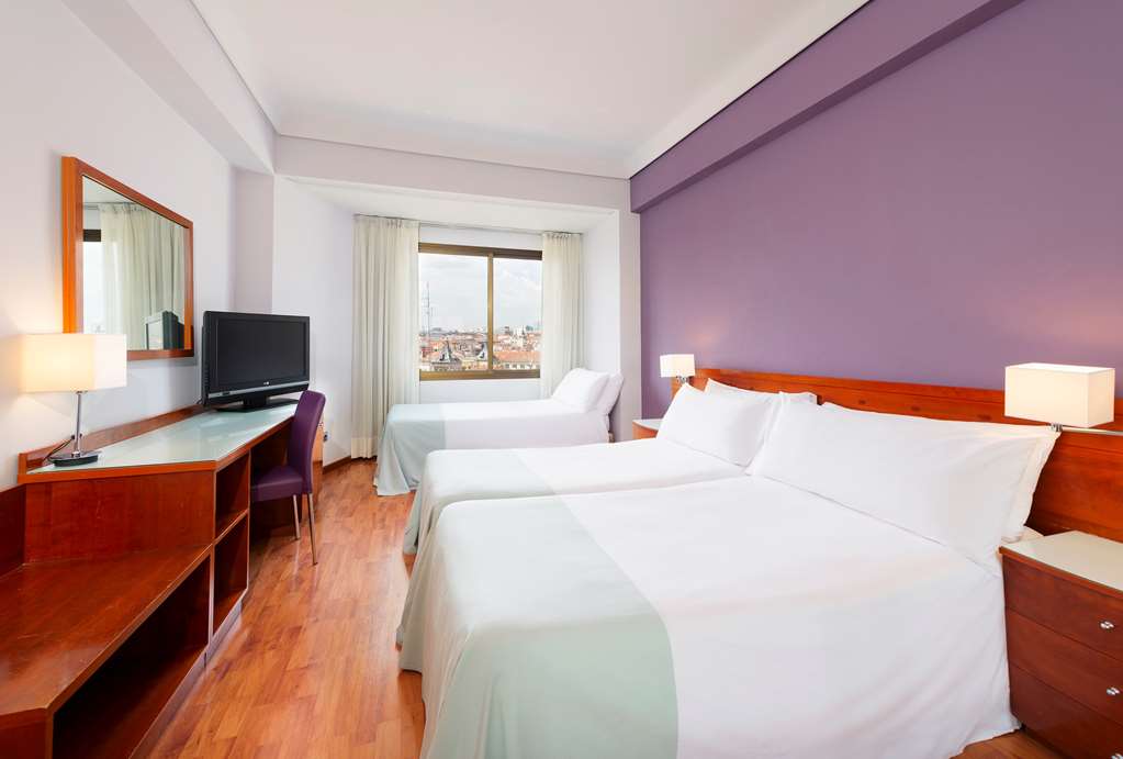 hotel madrid centro by melia ex tryp