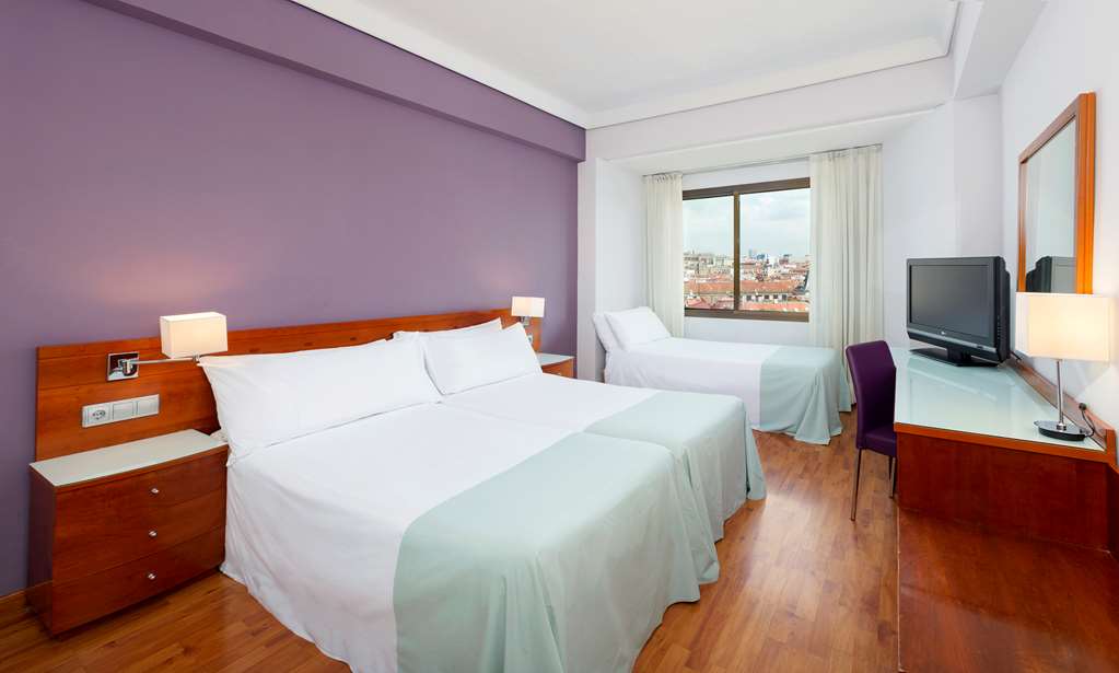 hotel madrid centro by melia ex tryp