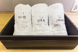 gimpo drive in b faced hotel louis