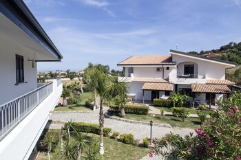 Luzia Agriresort,,3 star