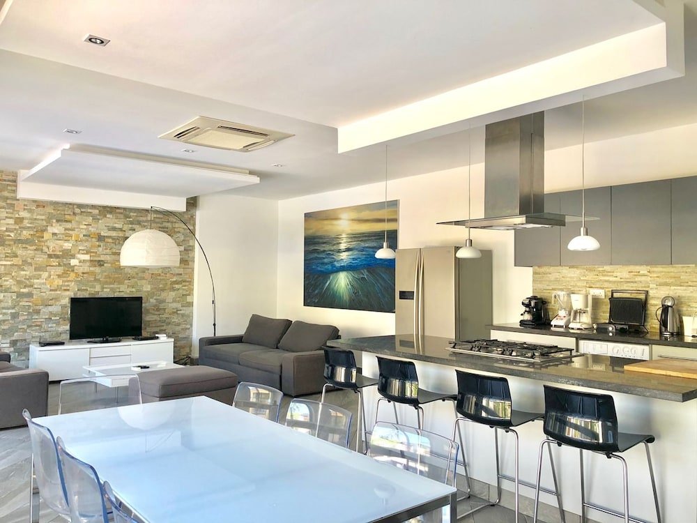 grand amber villa