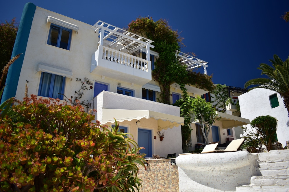 korifi suites collection adults only