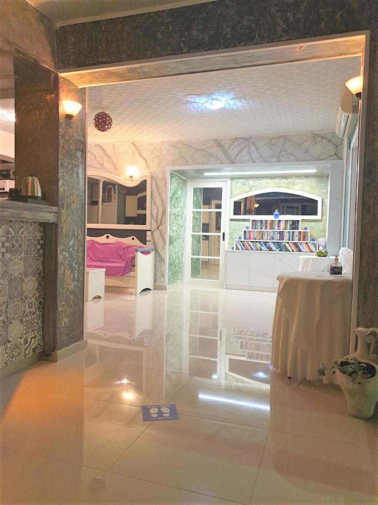 korifi suites collection adults only