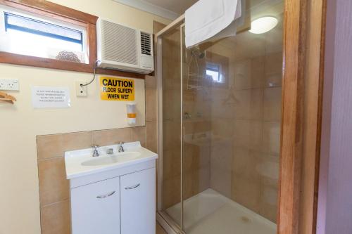 woolshed eco lodge