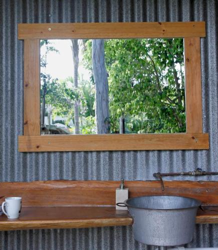 woolshed eco lodge
