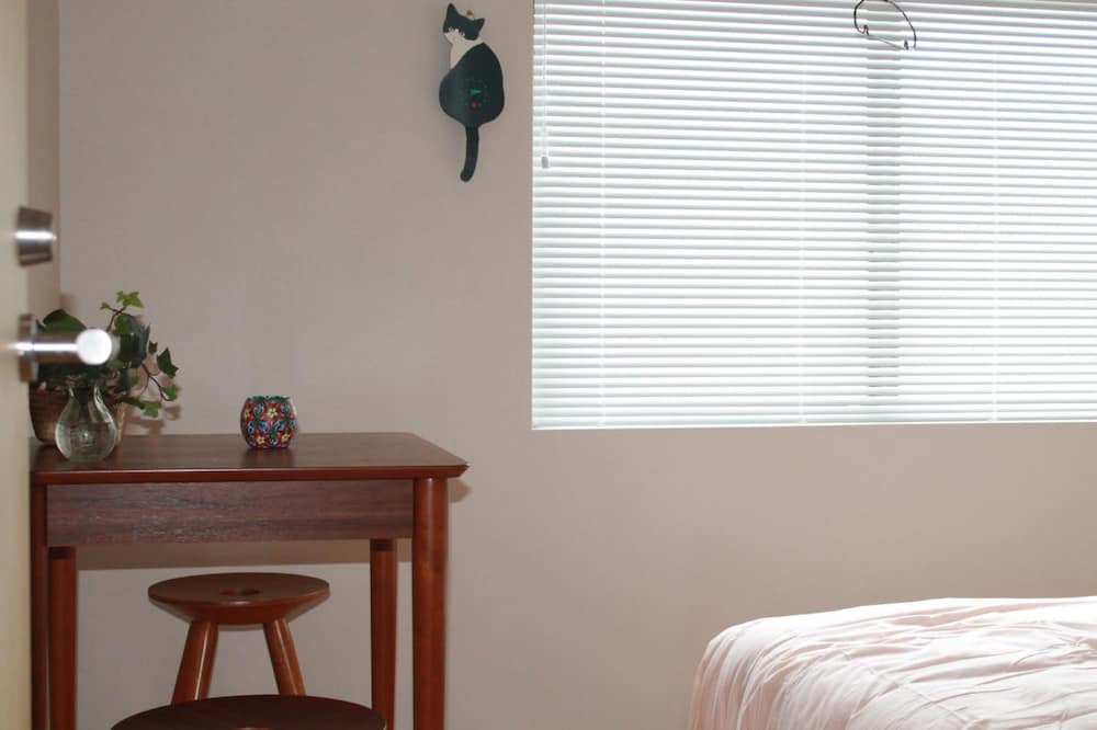 grapehouse koenji hostel caters to women