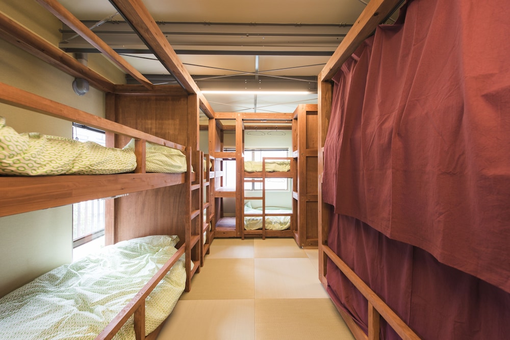 grapehouse koenji hostel caters to women