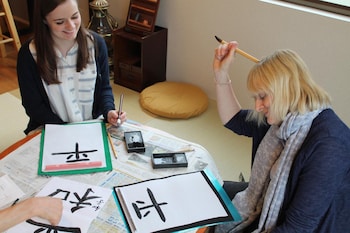 grapehouse koenji hostel caters to women