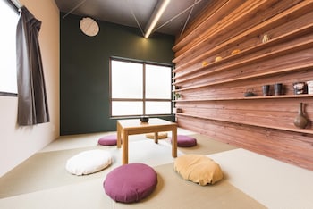 grapehouse koenji hostel caters to women