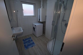 ab apartment 23 near cannstatter wasen