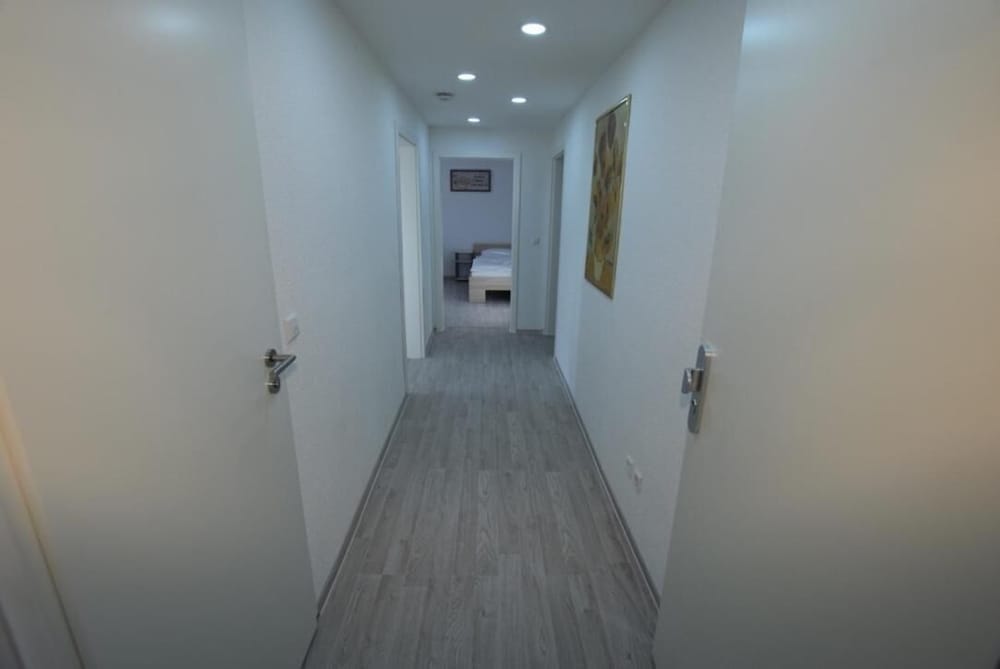 ab apartment 23 near cannstatter wasen