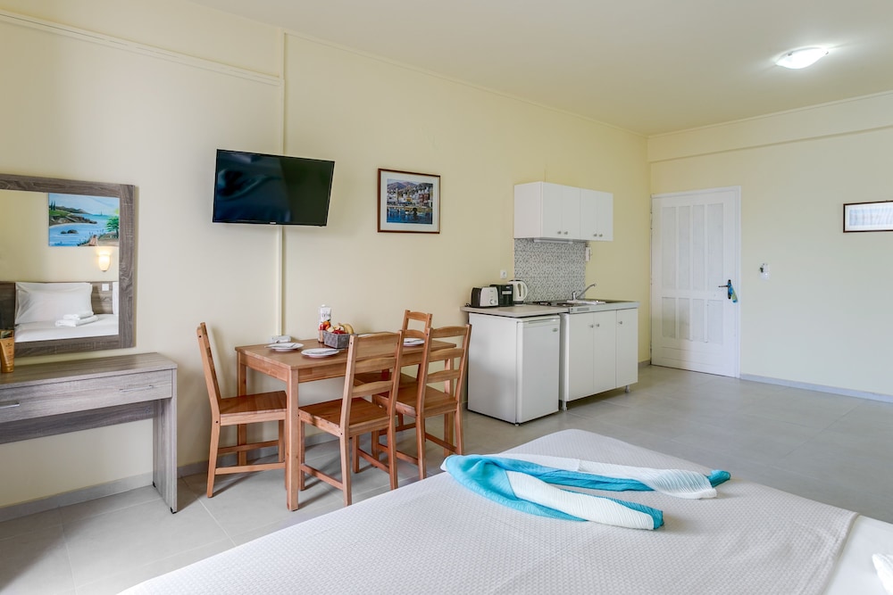 eden beach hotel