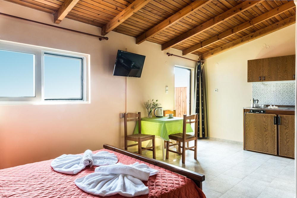 eden beach hotel