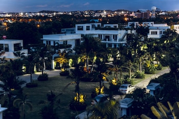 hollywood pool villa jomtien pattaya