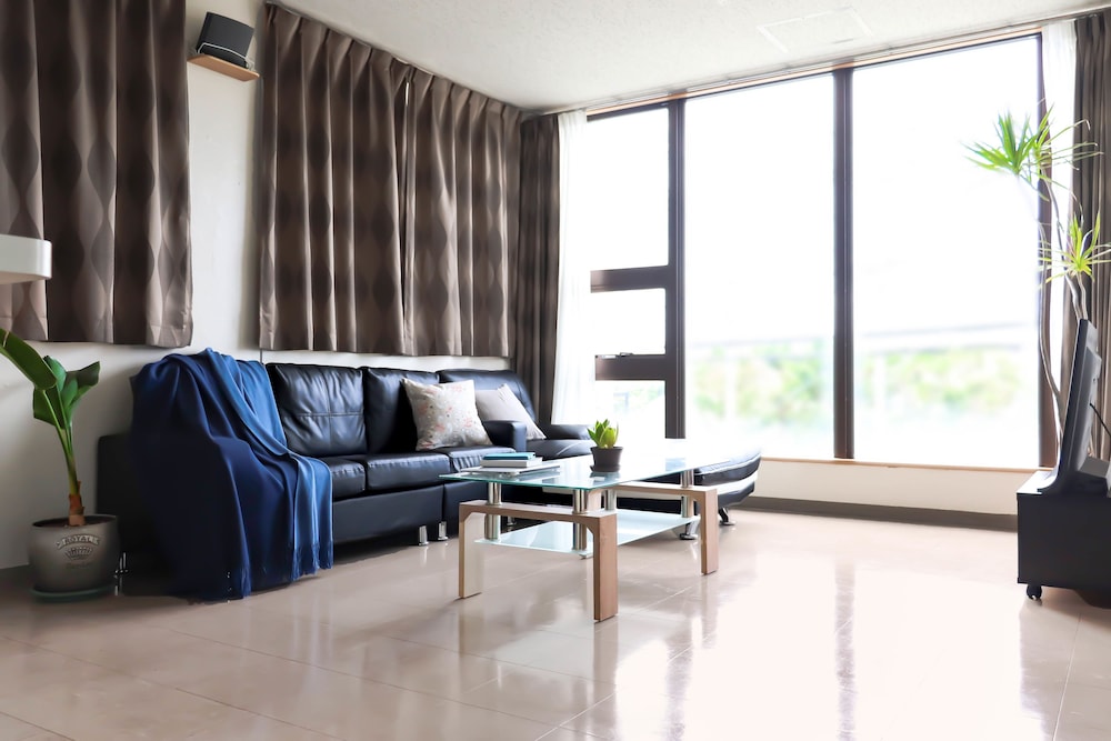condominium hotel mihama upi