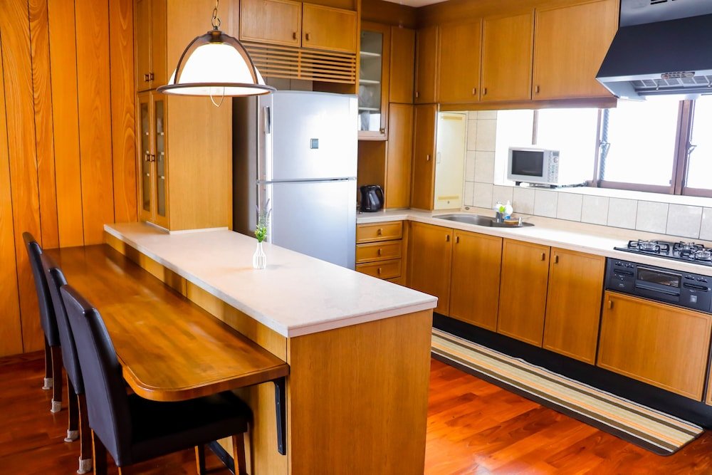condominium hotel mihama upi