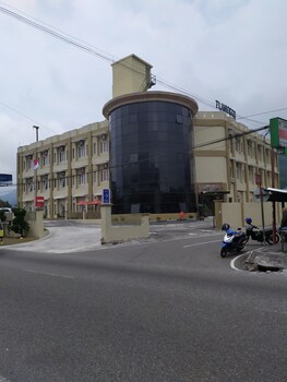Hotel Rangkayo Basa Padang Panjang,,2 star