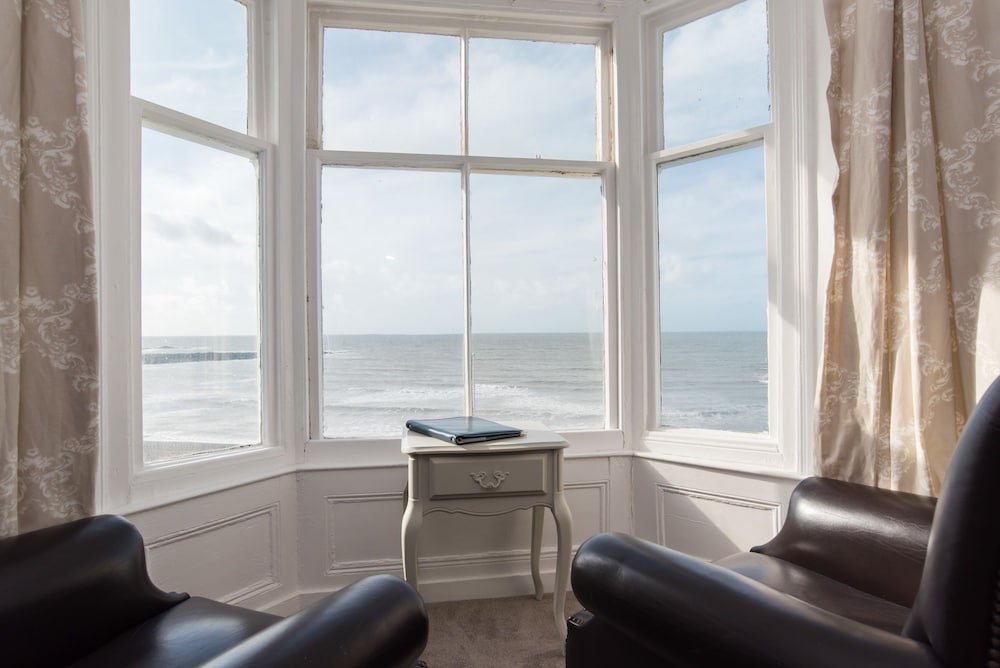 marine apartment