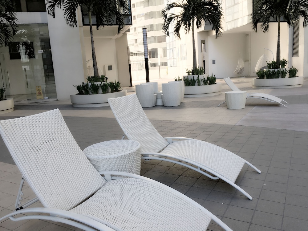 maxstays max style at fort victoria