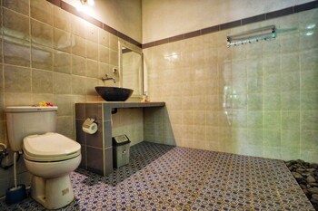 kirana homestay leaf bungalow