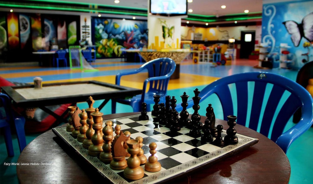 lagoon bay at leonia