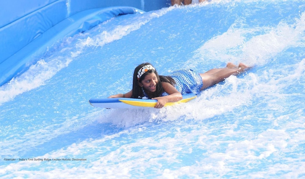 lagoon bay at leonia