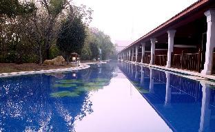 lagoon bay at leonia