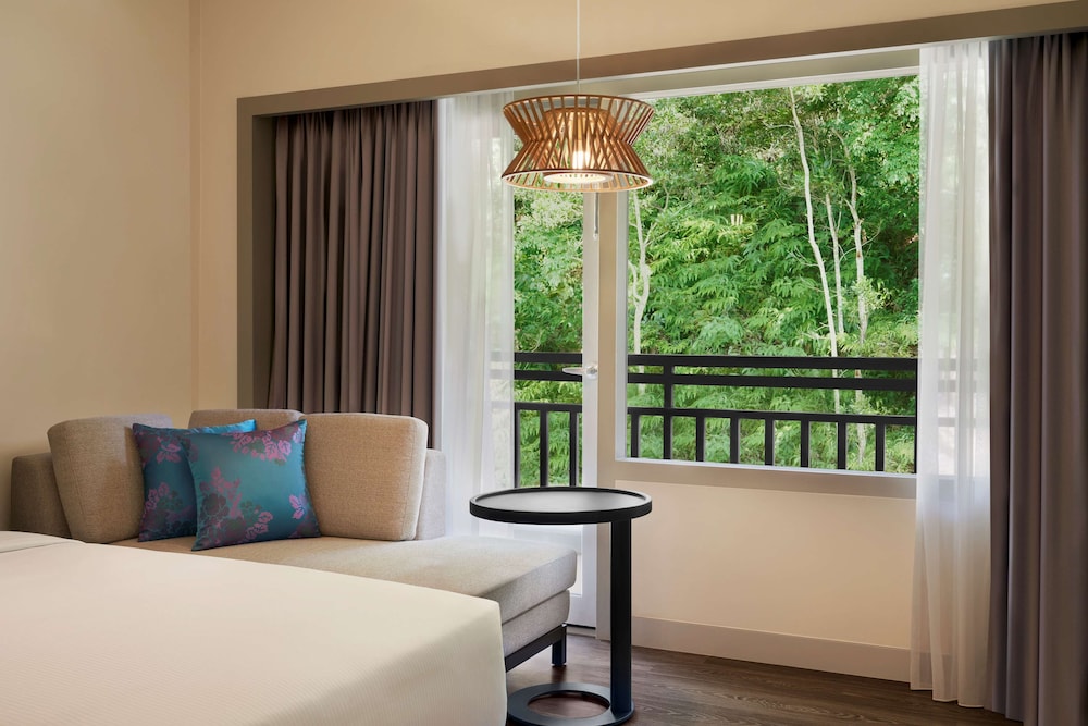 doubletree by hilton damai laut resort