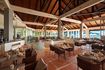 doubletree by hilton damai laut resort