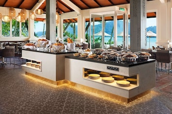 Doubletree By Hilton Damai Laut Resort,,5 star
