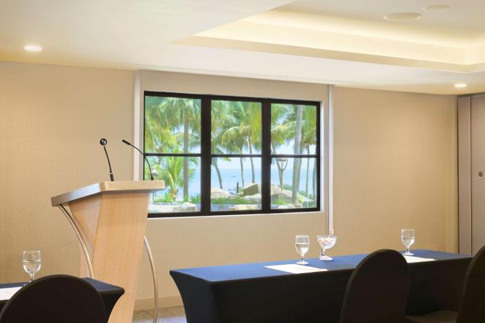 doubletree by hilton damai laut resort