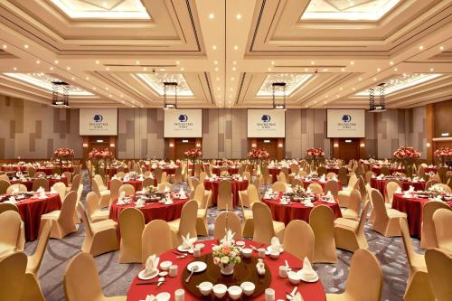 doubletree by hilton damai laut resort