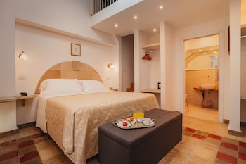 Hotel Villa Giulia,Noto>>Catania,4 star