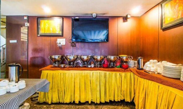 loharkar family hotel