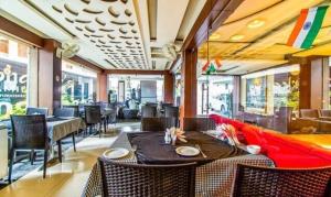 loharkar family hotel