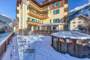Chalet Hotel Les Gourmets,,3 star
