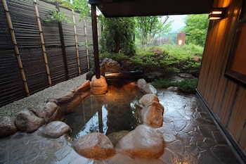 kakurean hidaji adults only