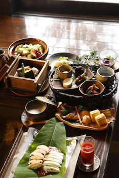 kakurean hidaji adults only
