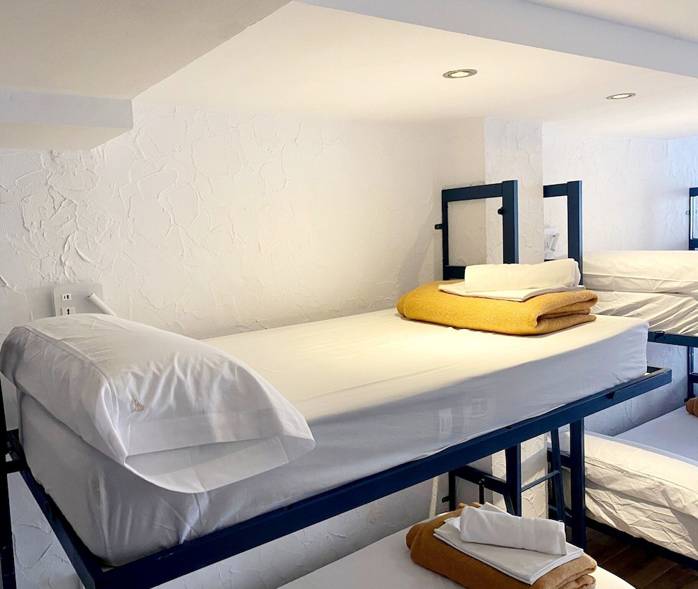 y hostel albergue juvenil