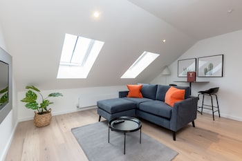 destiny scotland market st apartments