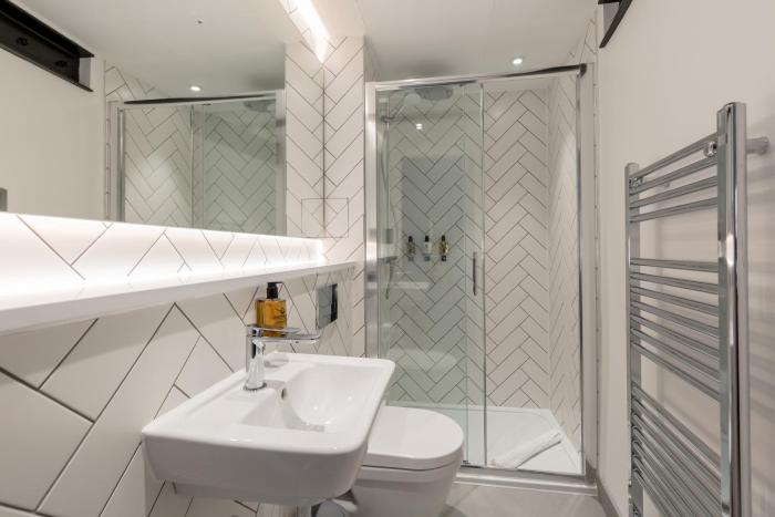 destiny scotland market st apartments