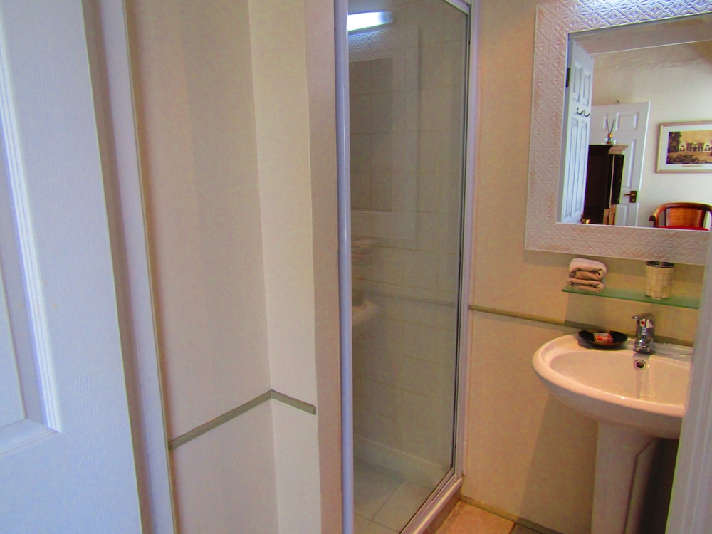 rosedene guest house